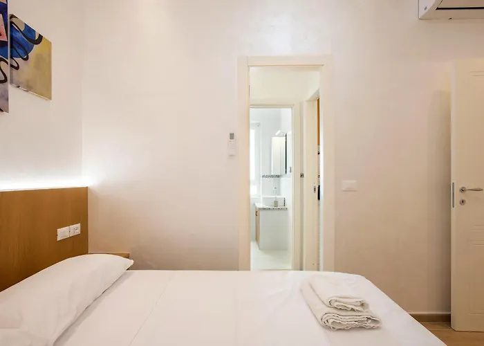Gasthof Marconi Design - 4 Fermate Dal Colosseo 3*
