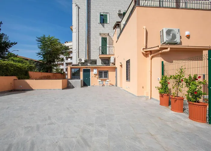 Marconi Design - 4 Fermate Dal Colosseo Gasthof Rom